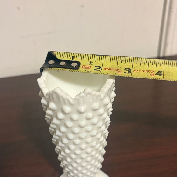Fenton White Hobnail Vase - Picture 8 of 10